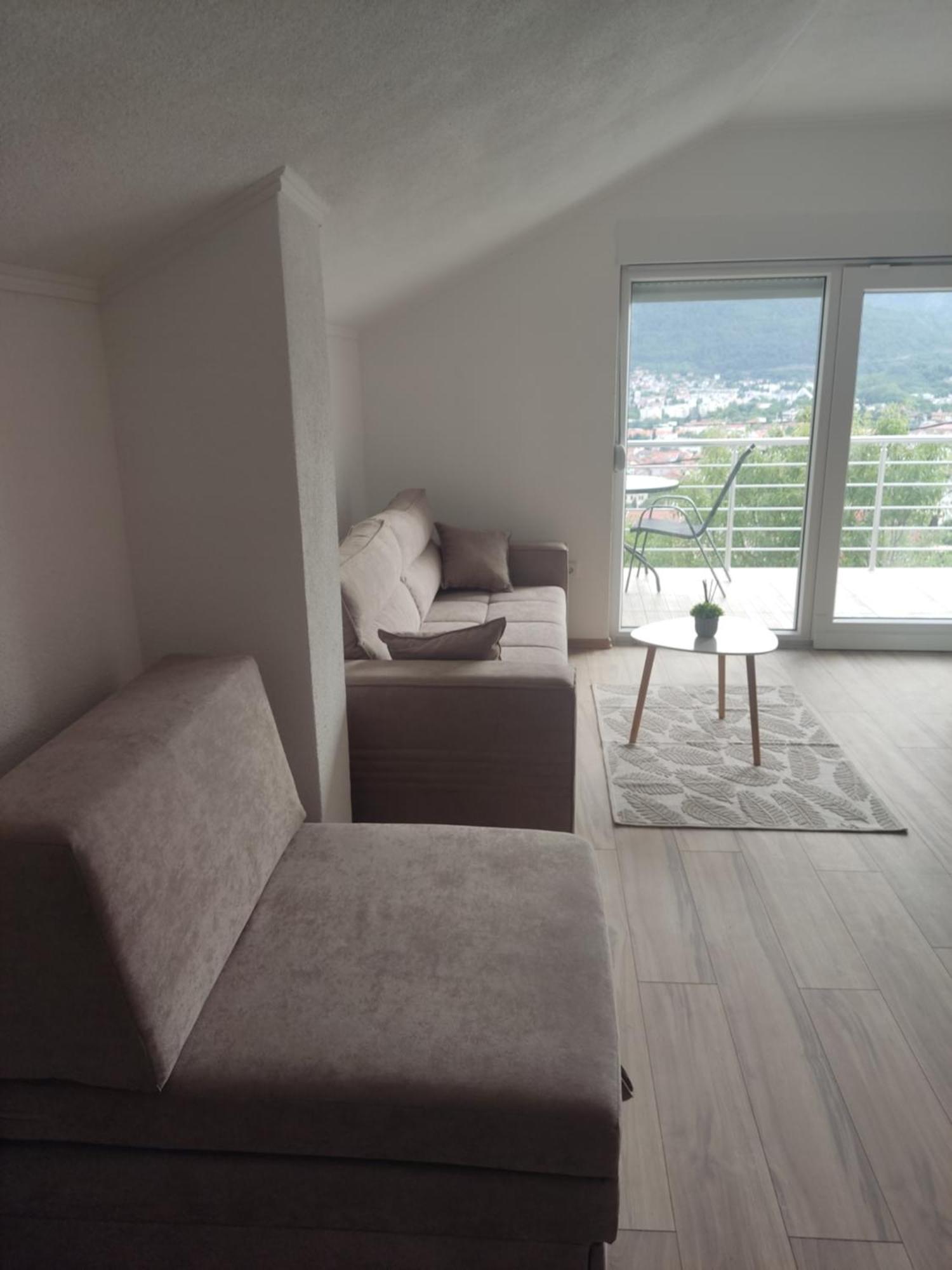 View Of The City - Studio Apartment 모스타르 외부 사진